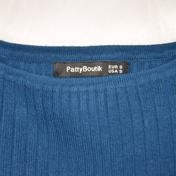 PattyBoutik Sweater with Lacing Detail on Sleeves - Picture 2 of 5